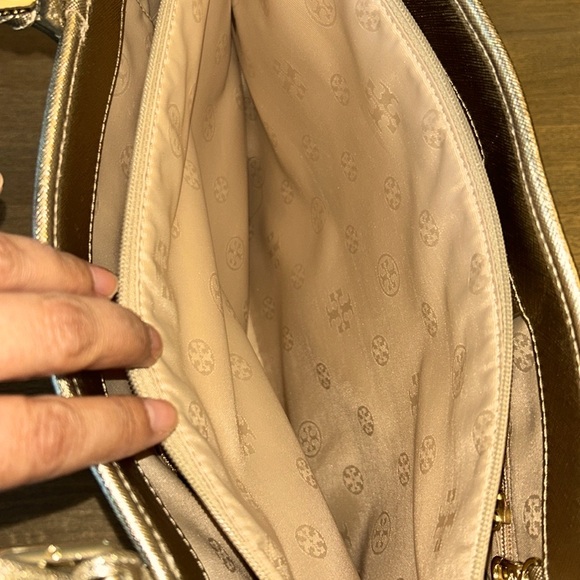 Tory Burch York Raffia Tote - Picture 9 of 14